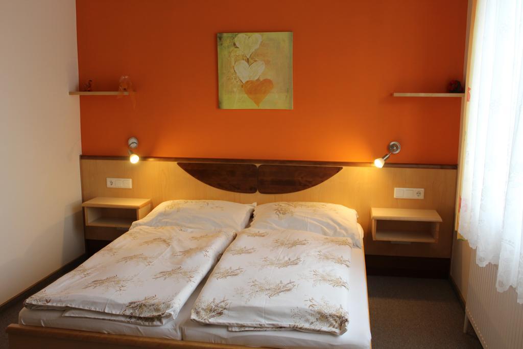 Gaestehaus Karassowitsch Rust Esterno foto