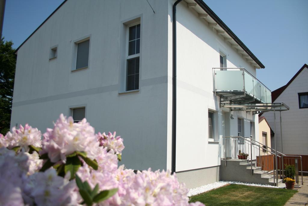 Gaestehaus Karassowitsch Rust Esterno foto